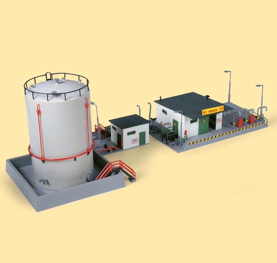 Auhagen 12264 TT/HO Scale Fuel Tank Depot