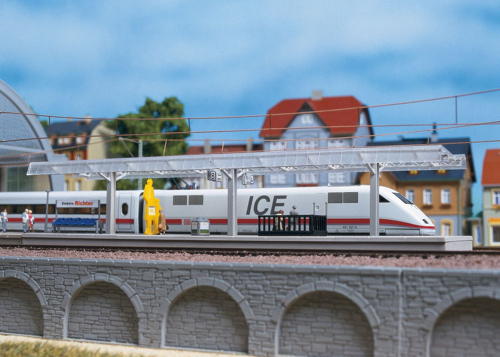 Auhagen 13303 Modern Platform with Glass roof Canopy