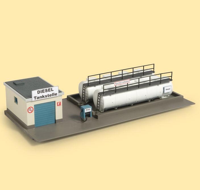 Auhagen 13326 TT Scale Diesel Loco fueling station
