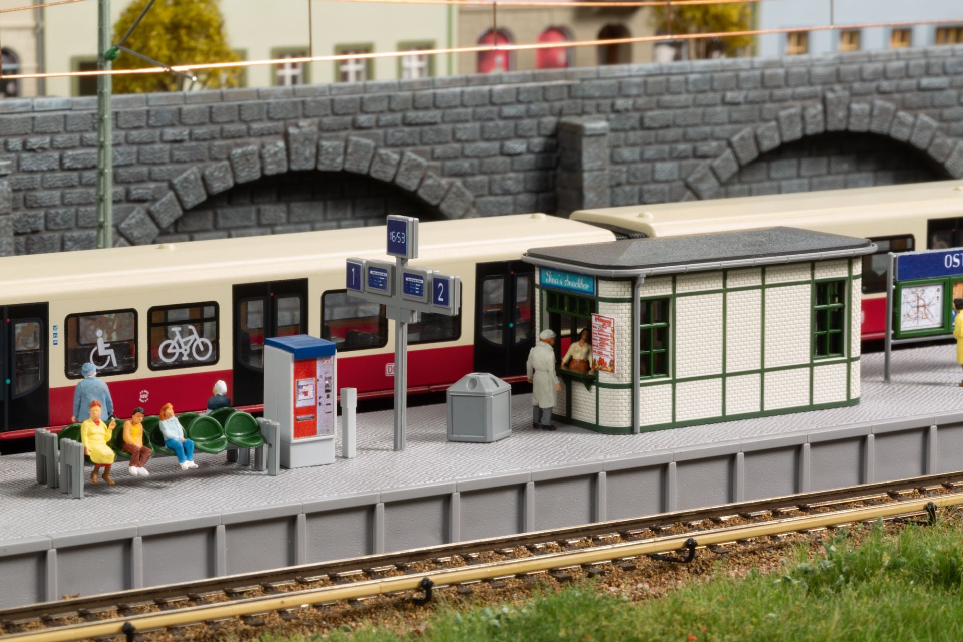 Auhagen 13356 TT Scale Platform accessories