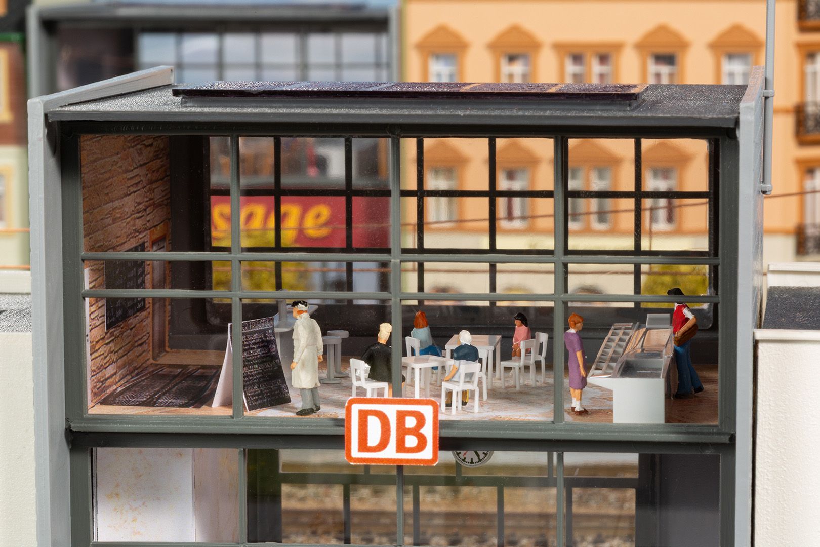 Auhagen 13357 TT 120 Scale Dosse  Modern Station building