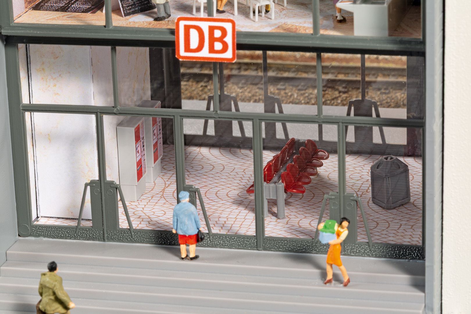 Auhagen 13357 TT 120 Scale Dosse  Modern Station building