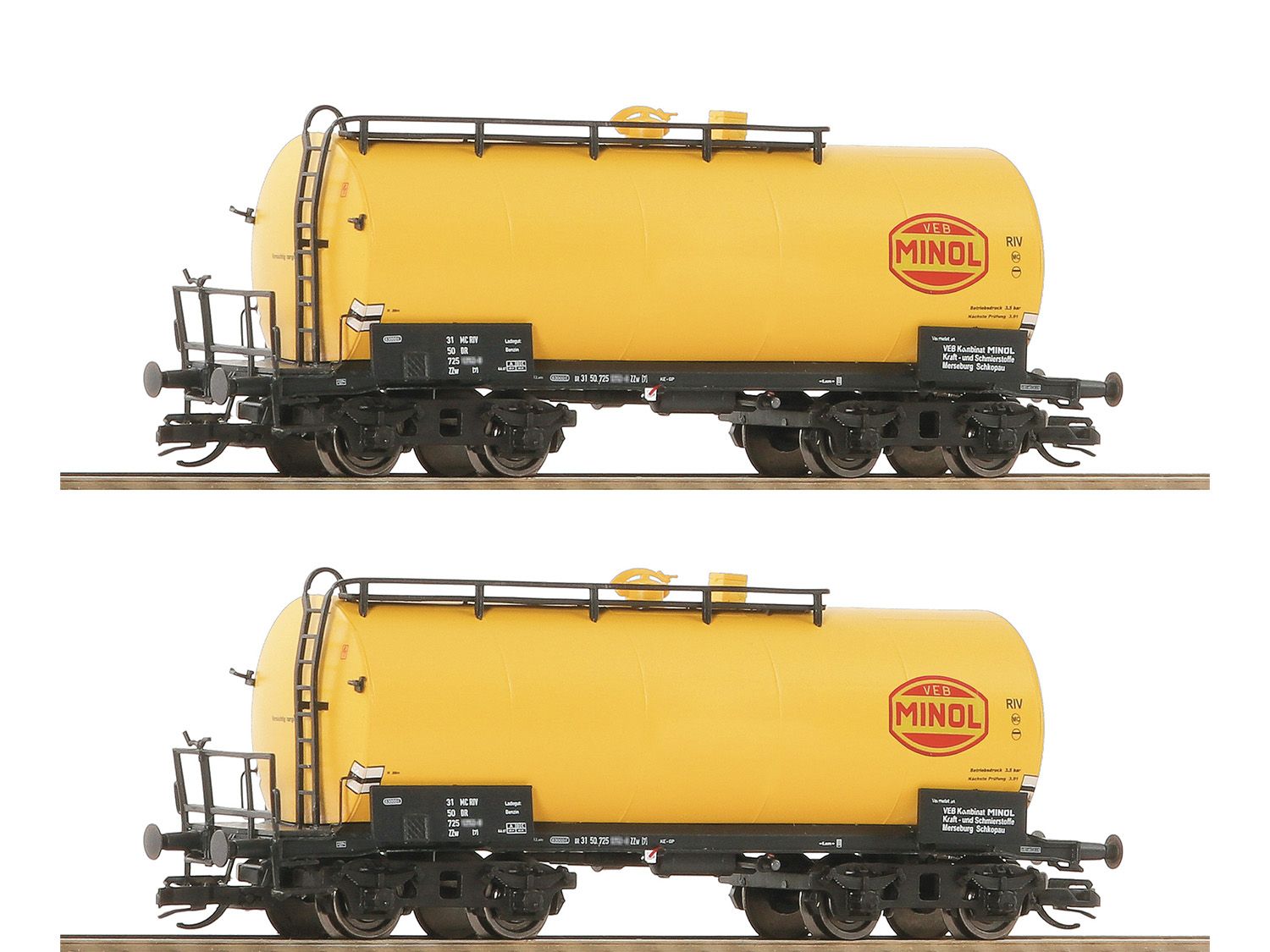 Roco 6680019 TT Gauge 4-axle tanker wagons Minol - Set of 2