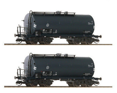 Roco 6680021 TT Gauge 4-axle Tank Wagons DR - Set of 2