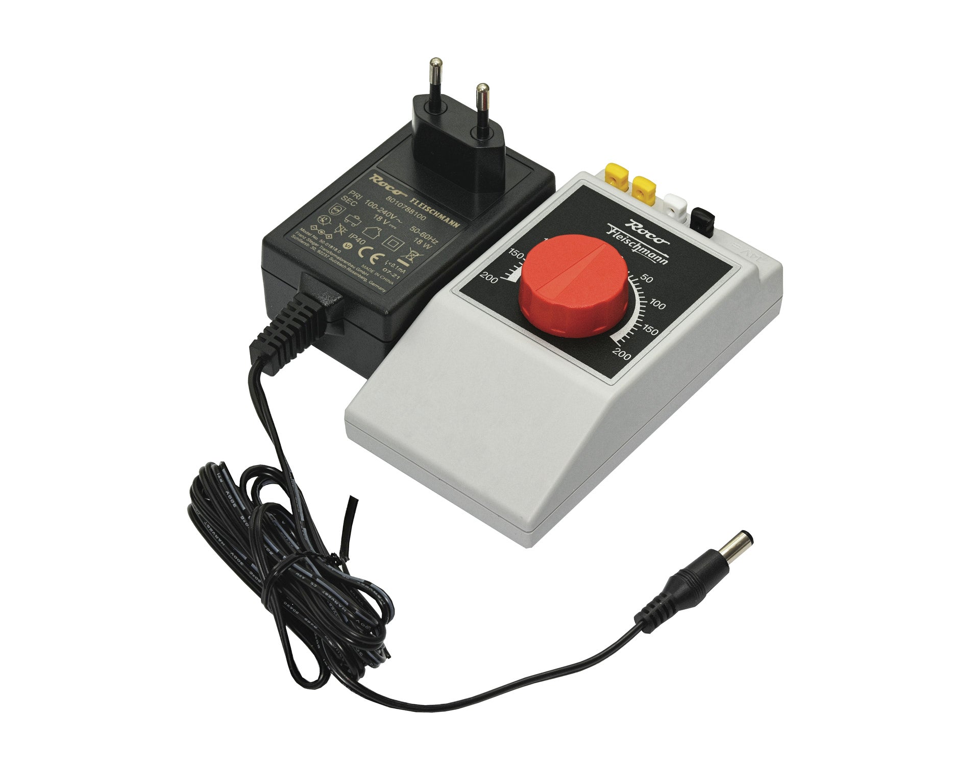 Roco MTD518000 TT Gauge Trainset c/w  12V DC Controller