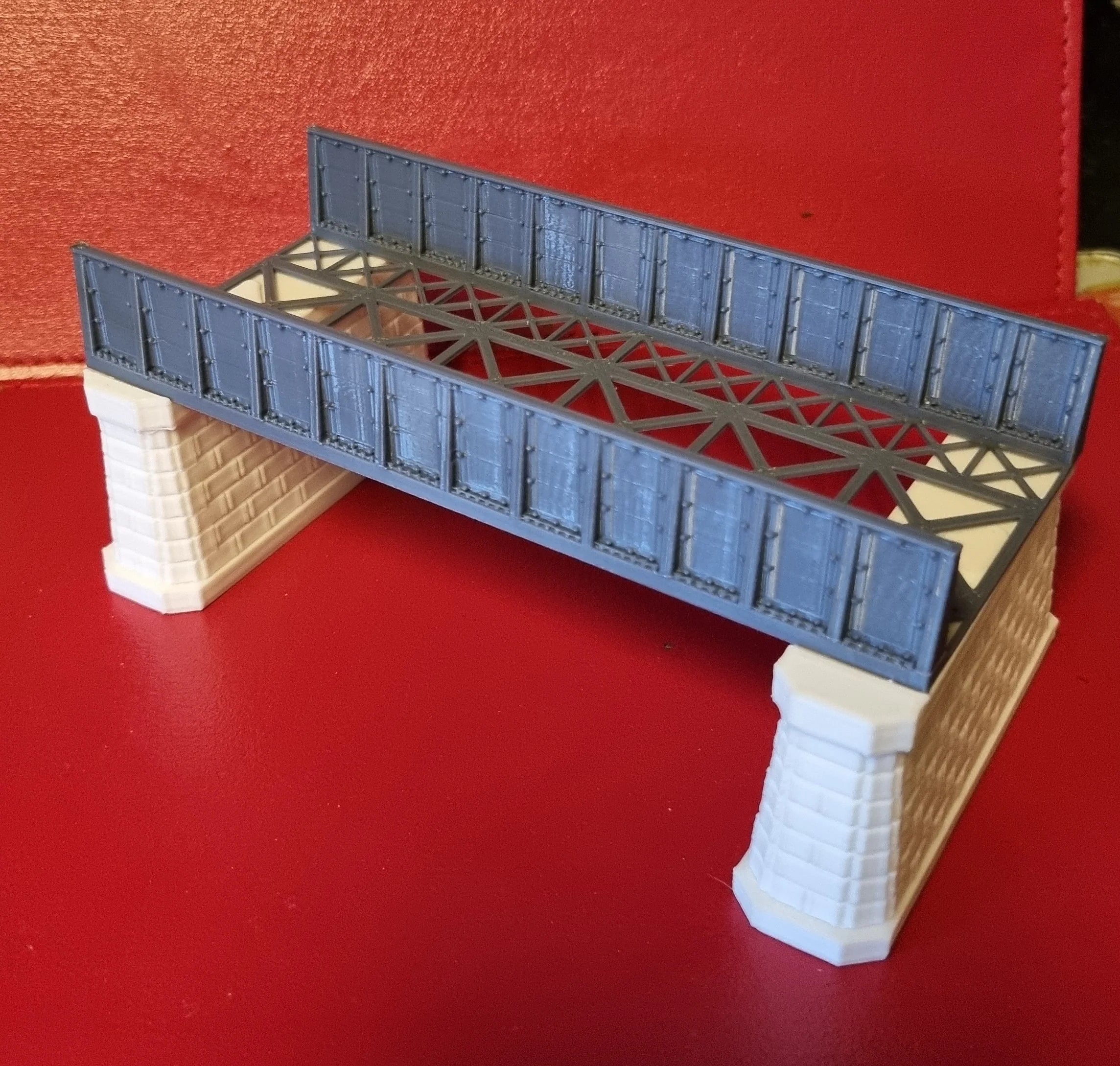 3D Designs OO Scale Girder bridge - Single track c/w support pillars