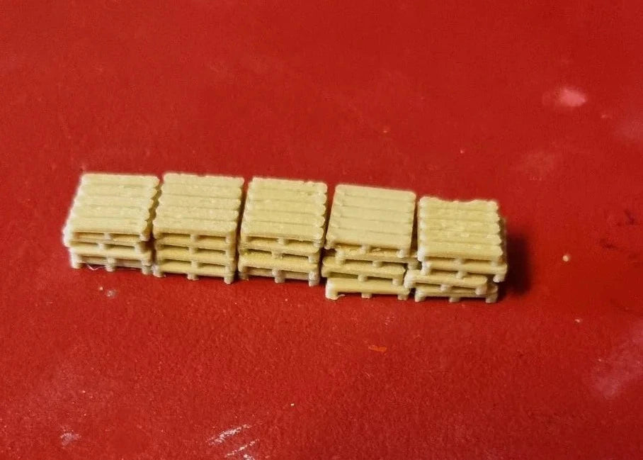 SR-3D Designs OO Scale Wooden Pallets - Set of 30