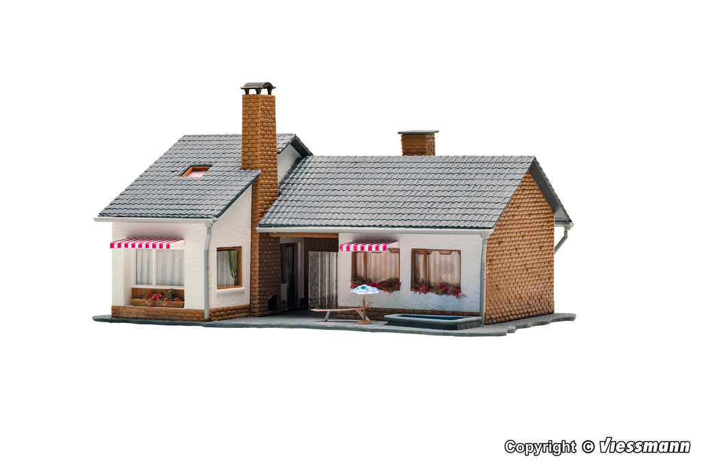 Viessmann 49368 TT Scale - detailed Country house Kit 